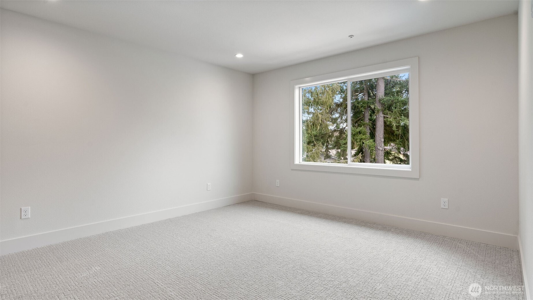 15413 50th Place Property Photo 19