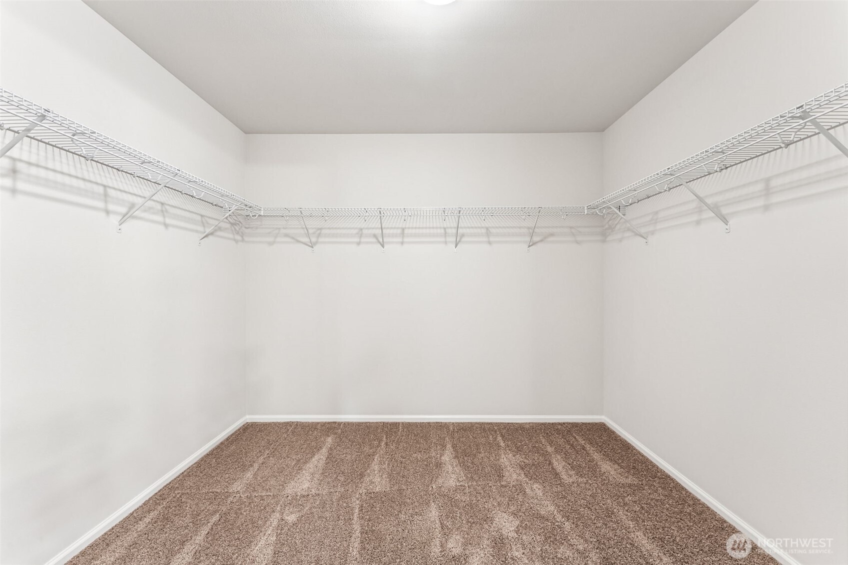 286 Wind River Court Property Photo 28