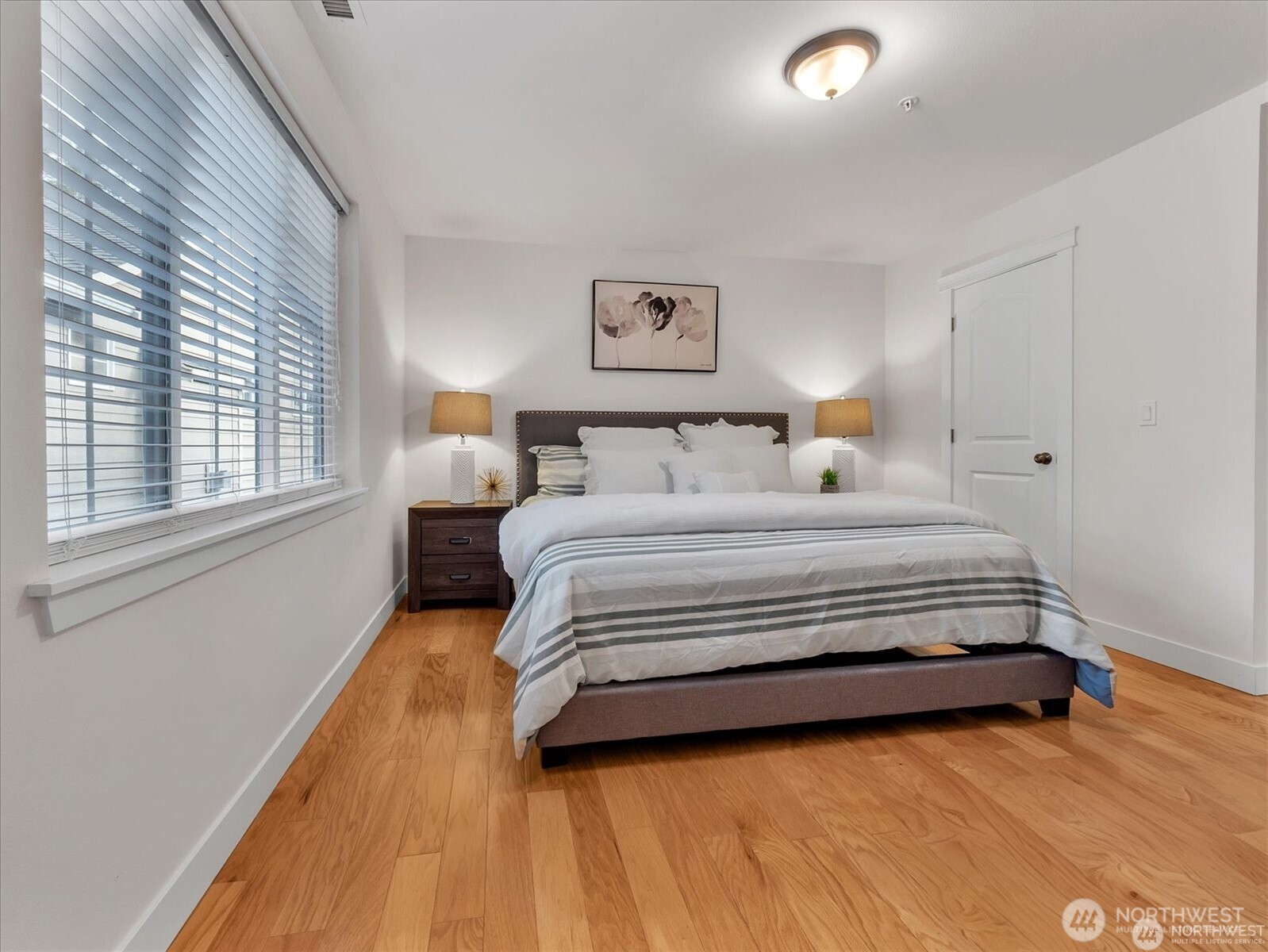 4032 152nd Place Property Photo 11