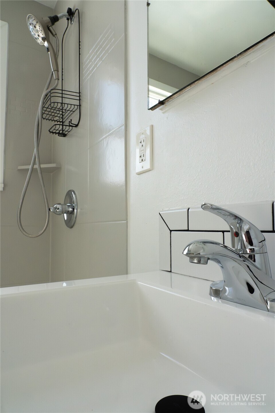 1246 Francis Avenue Property Photo 15