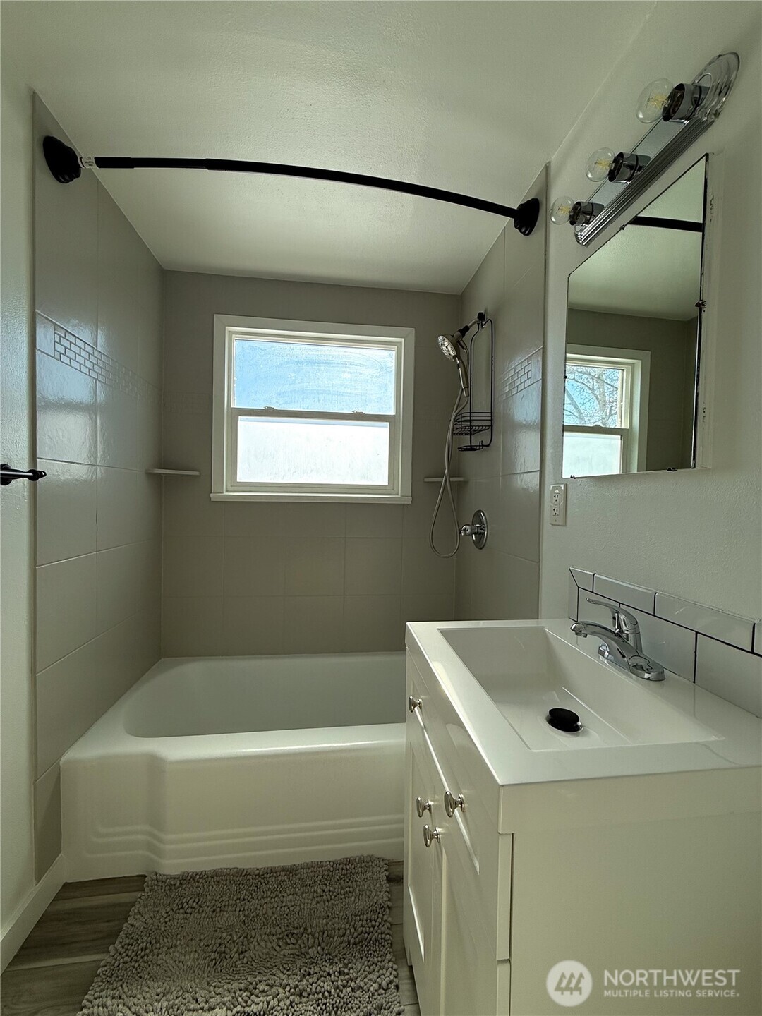 1246 Francis Avenue Property Photo 17