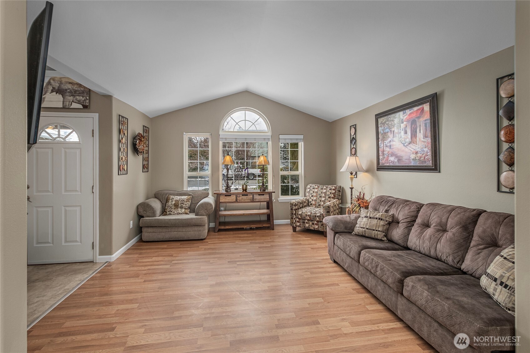 715 Kriewald Court Property Photo 12
