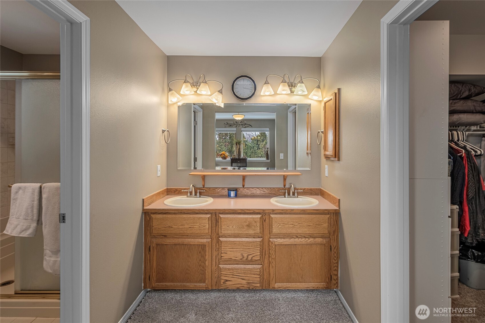 715 Kriewald Court Property Photo 20