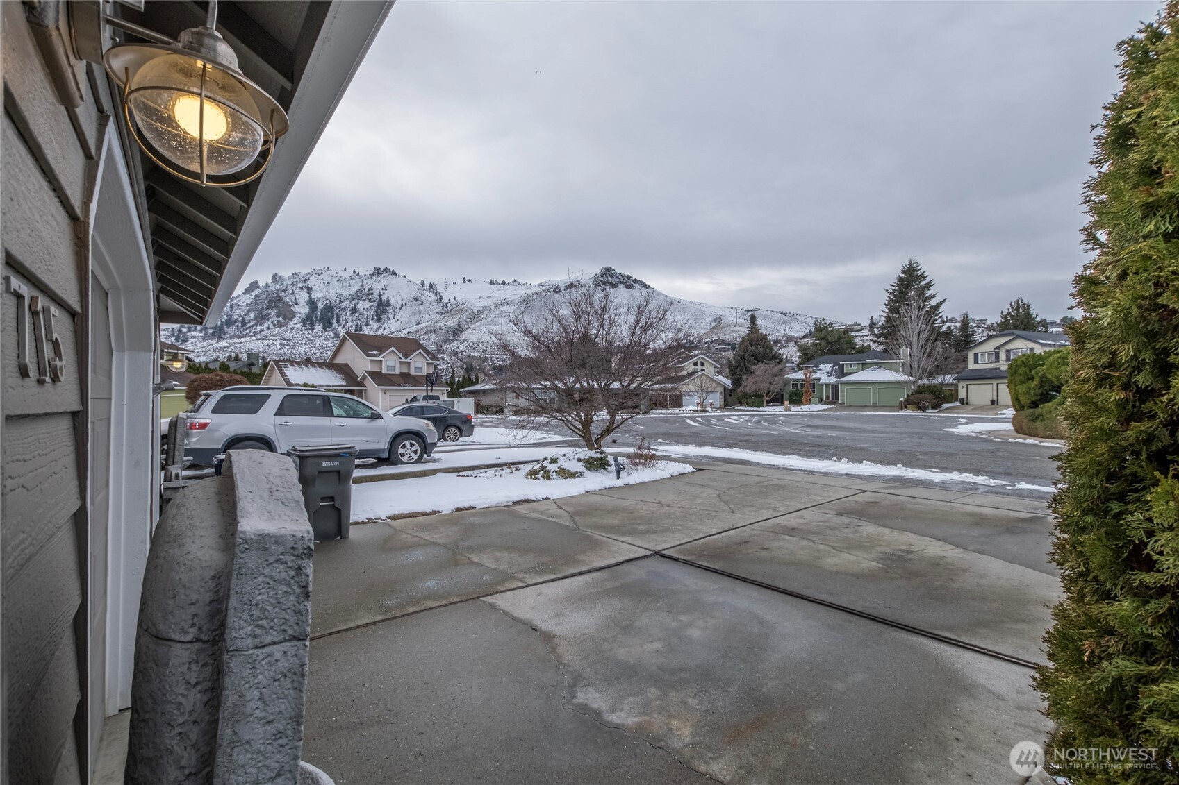 715 Kriewald Court Property Photo 29