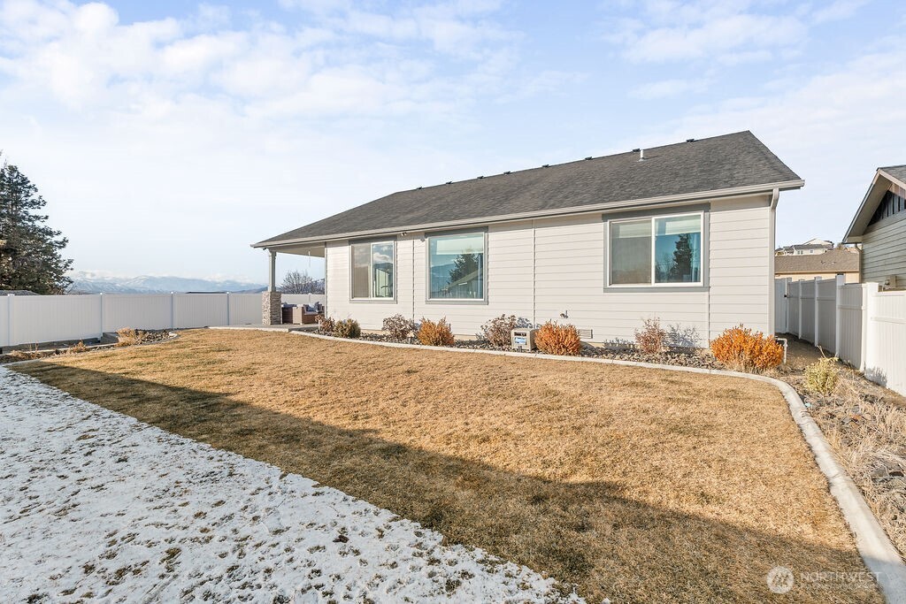 2764 N Breckenridge Drive Property Photo 8