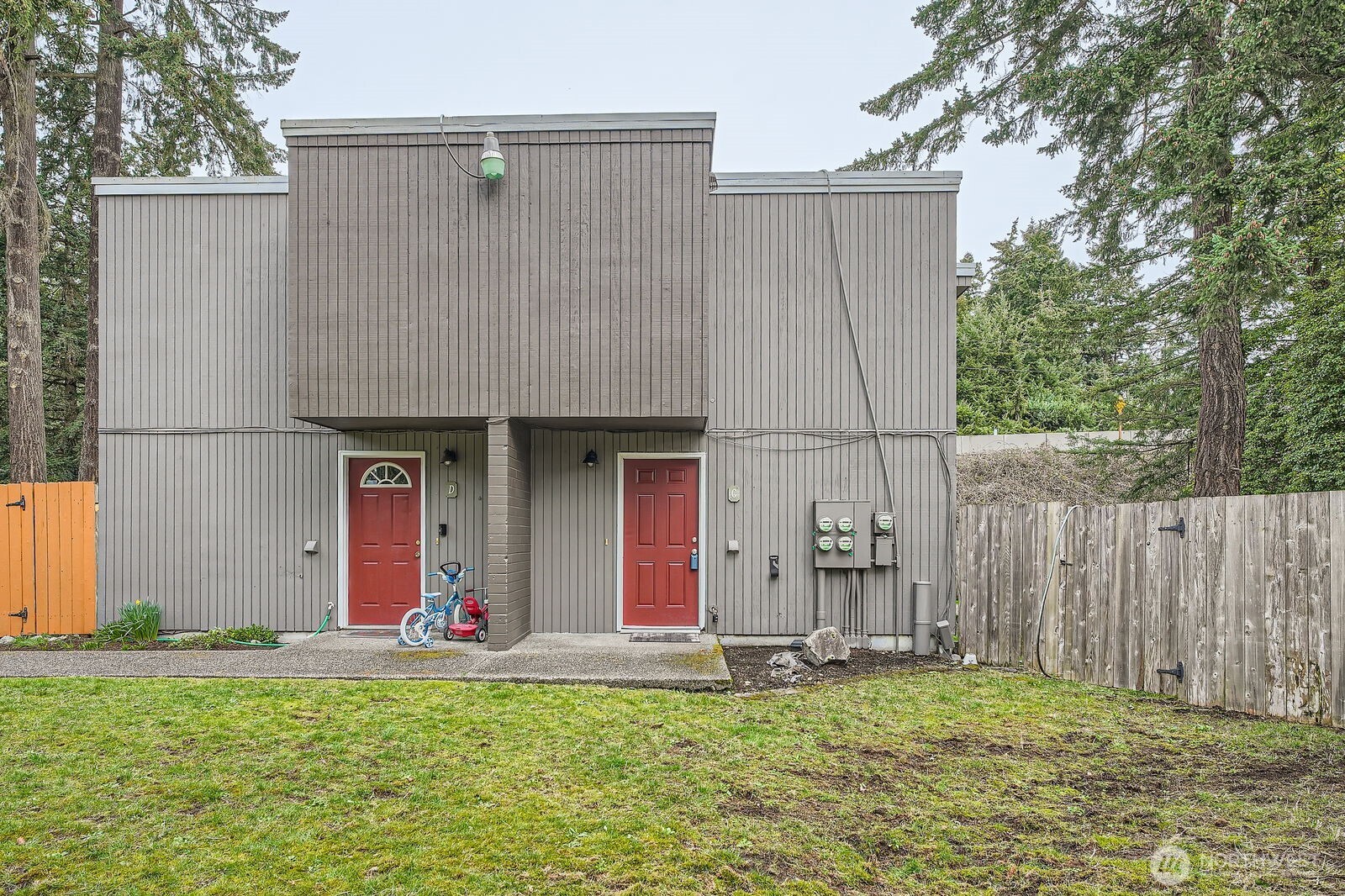 13055 Pacific Highway C Property Photo
