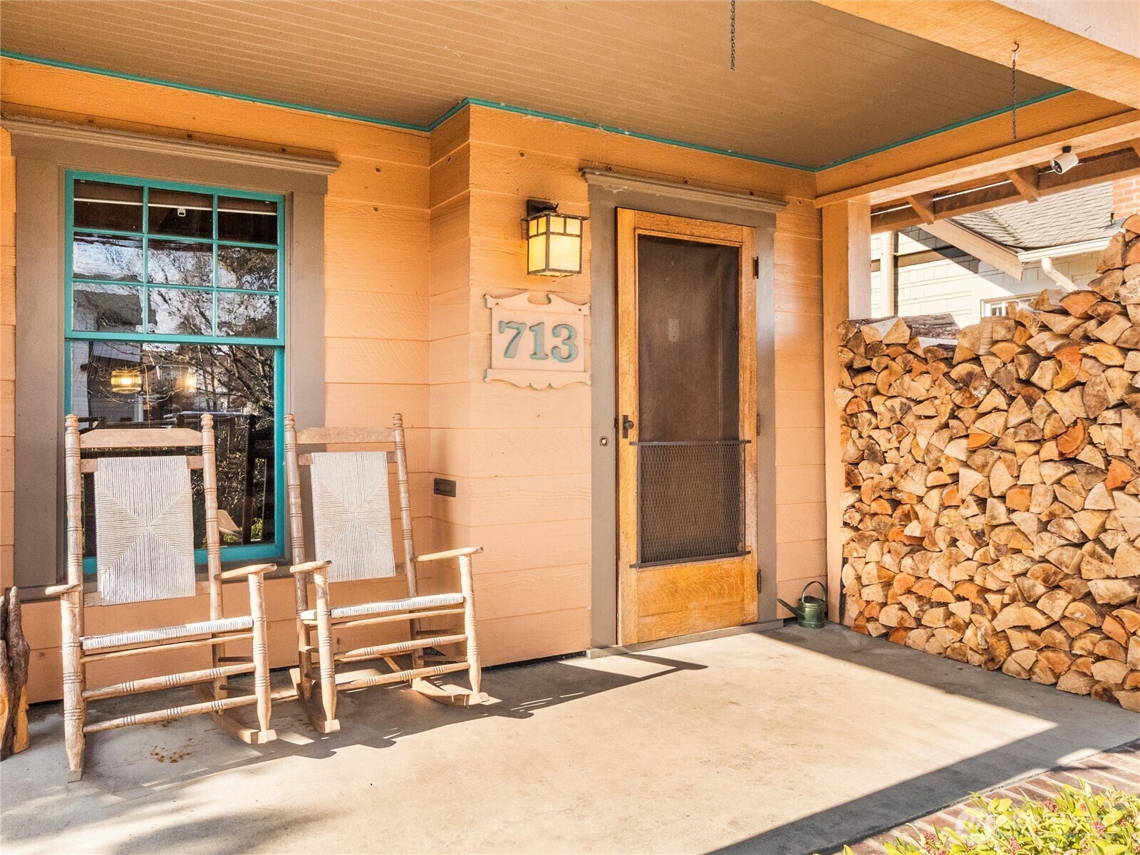713 F Street Property Photo 5