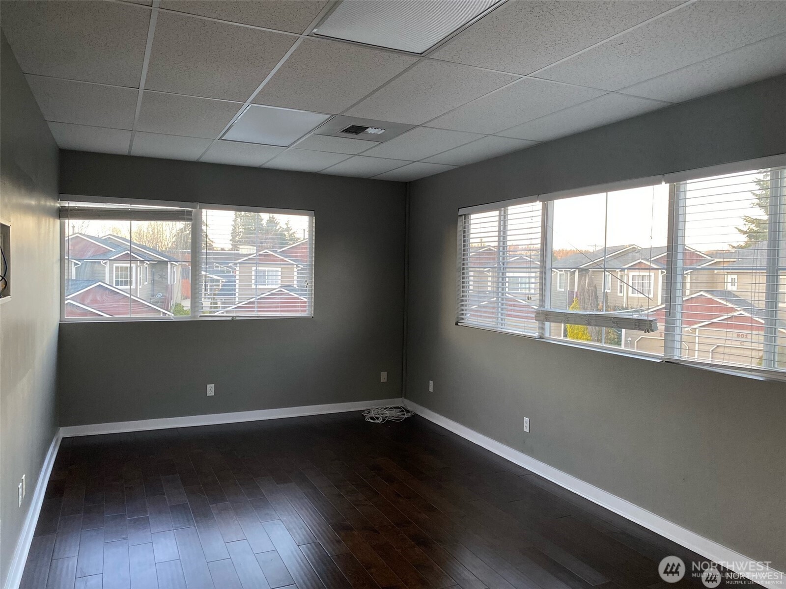 809 W Main Street D Property Photo 6