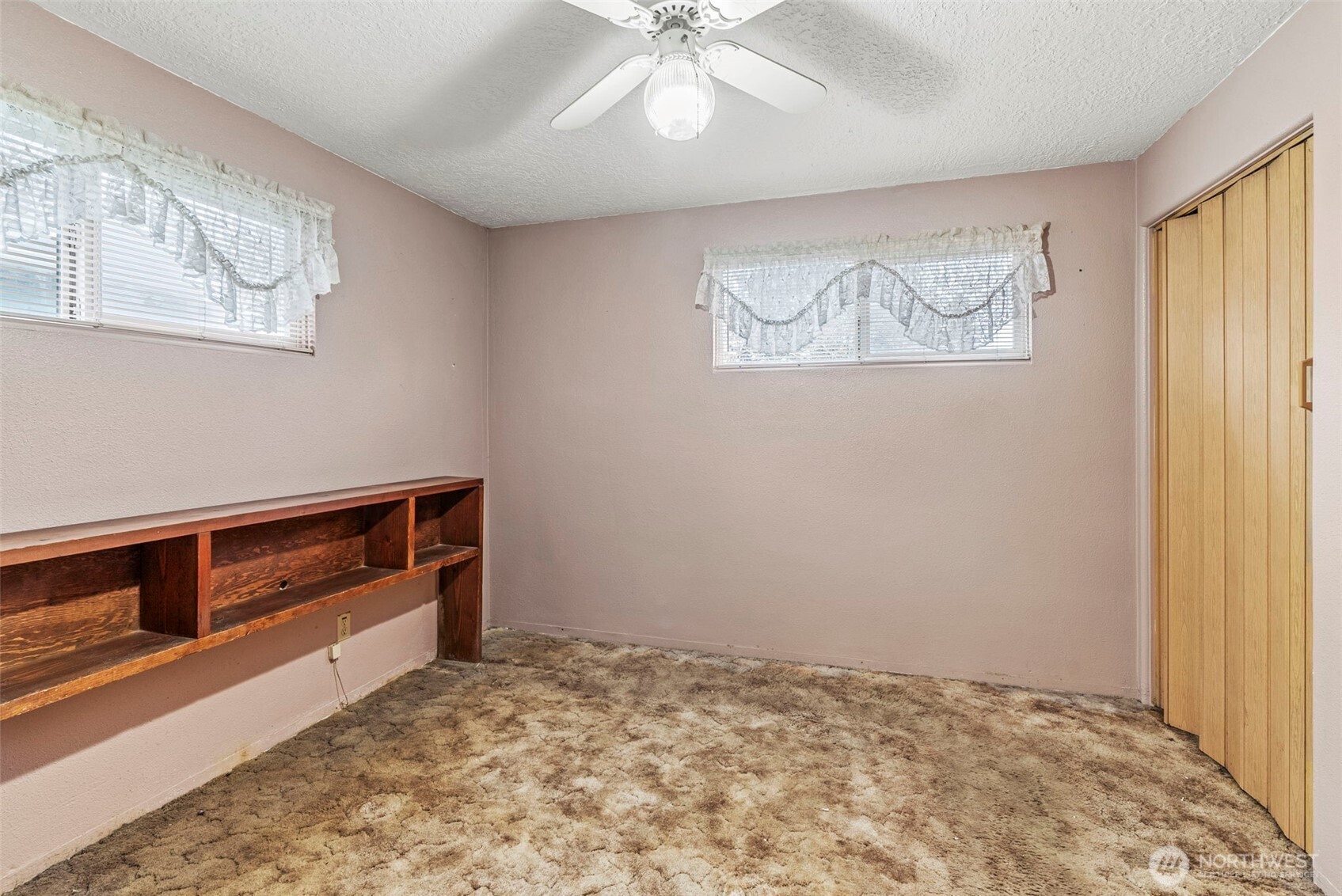 380 Beech Street Property Photo 13