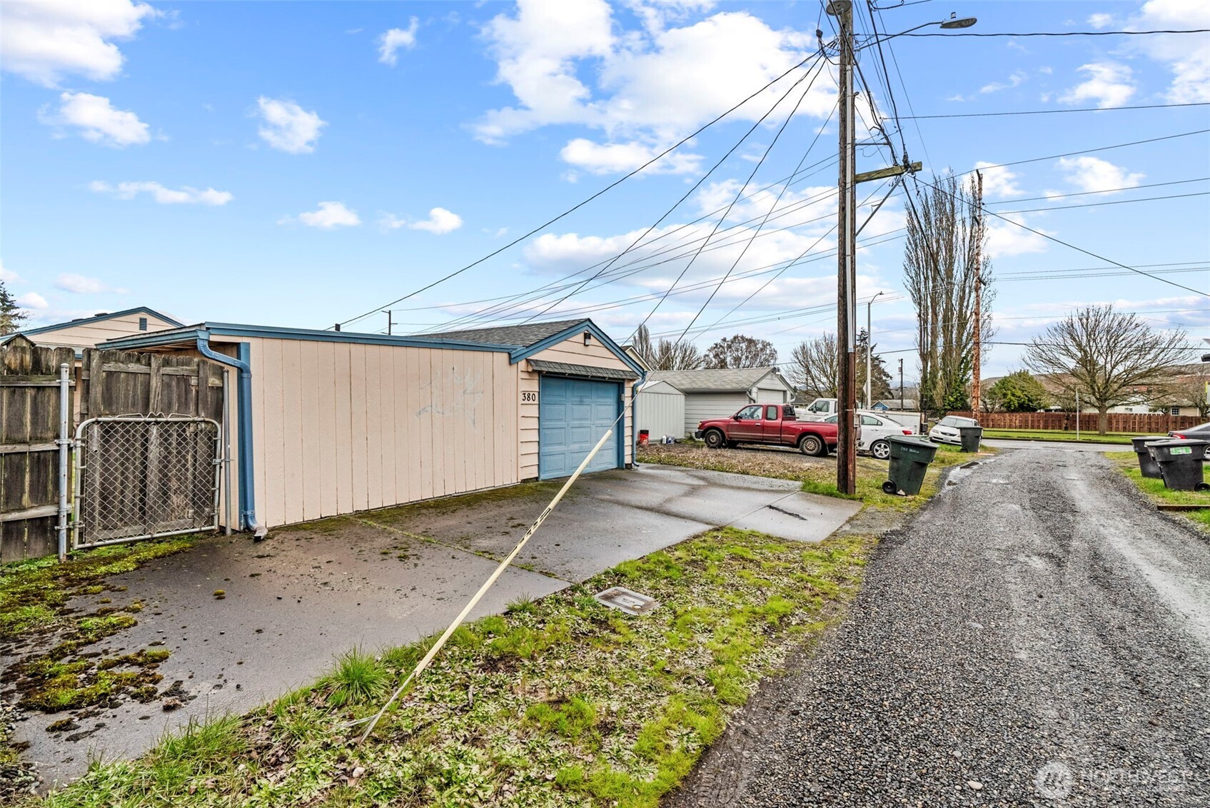 380 Beech Street Property Photo 18