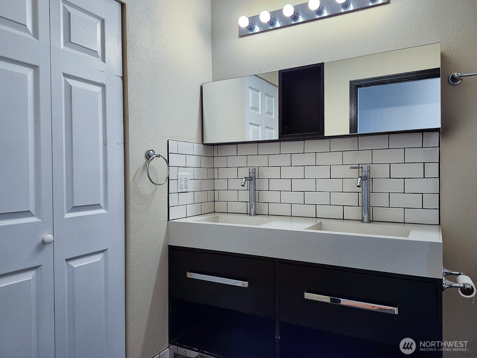 524 6th Avenue 104 Property Photo 13