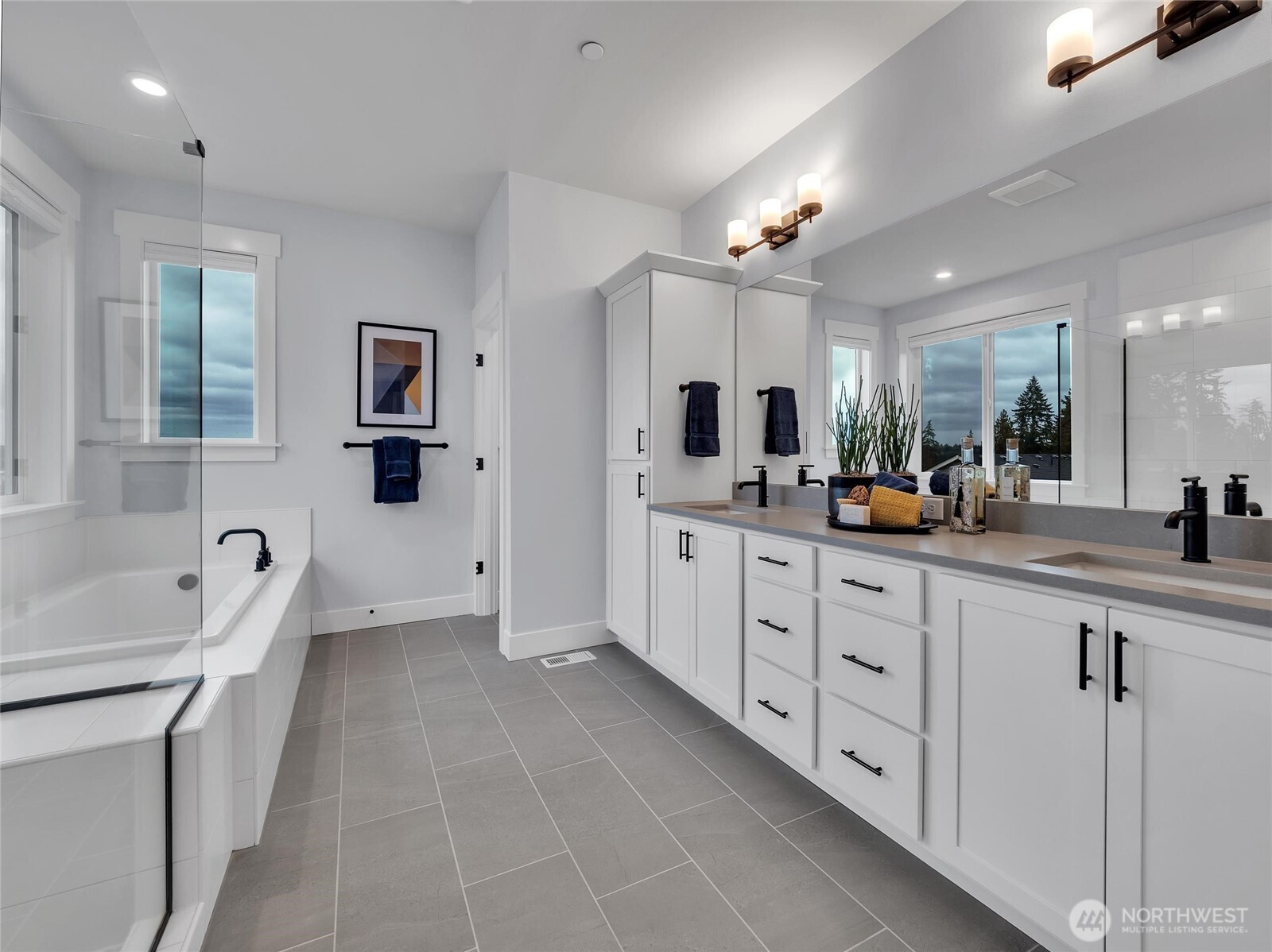 301 182nd Place Property Photo 11