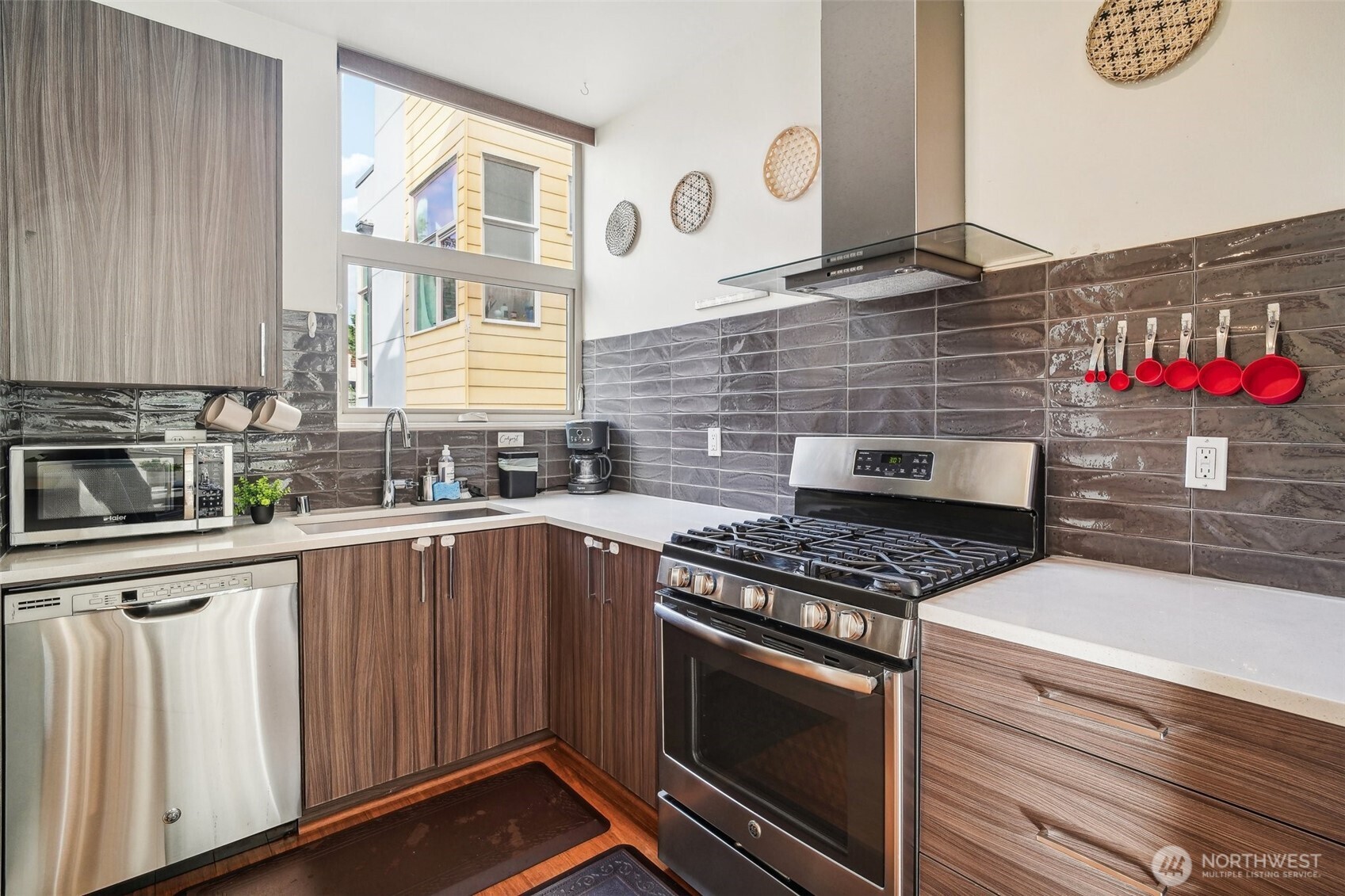 2104 S Massachusetts Street Property Photo 8