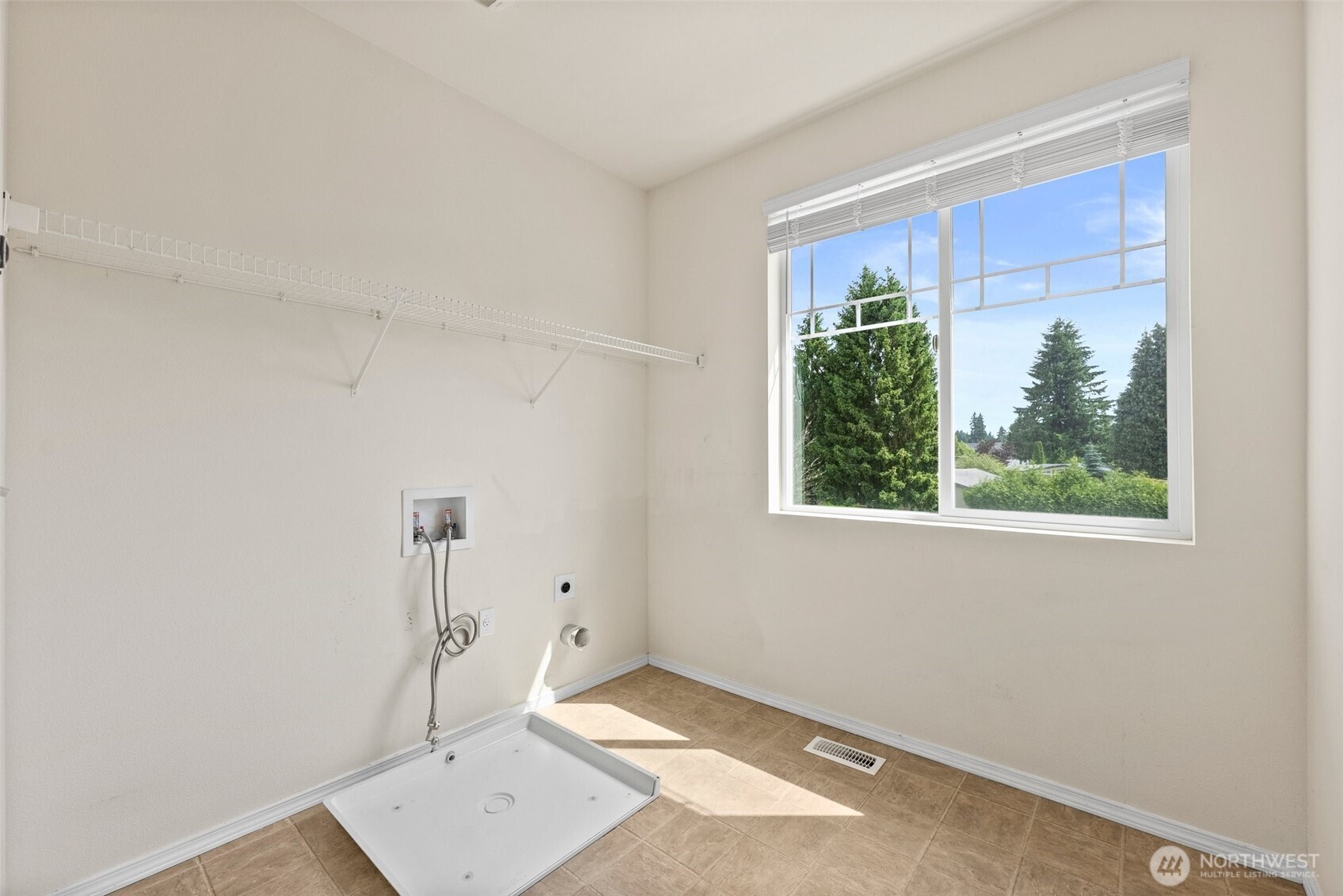 5401 Parkside Drive Property Photo 18