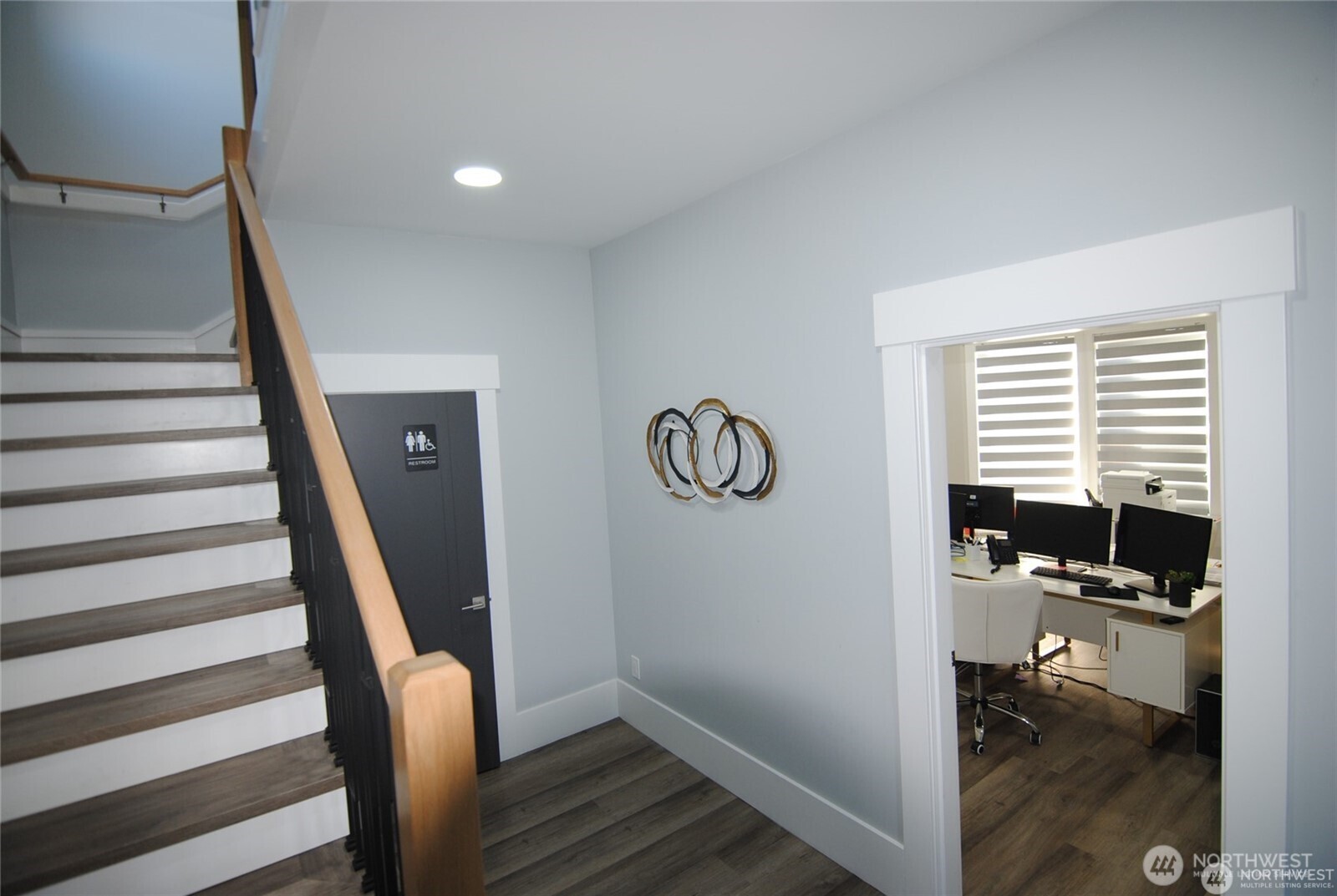 512 W Meeker Street Property Photo 11