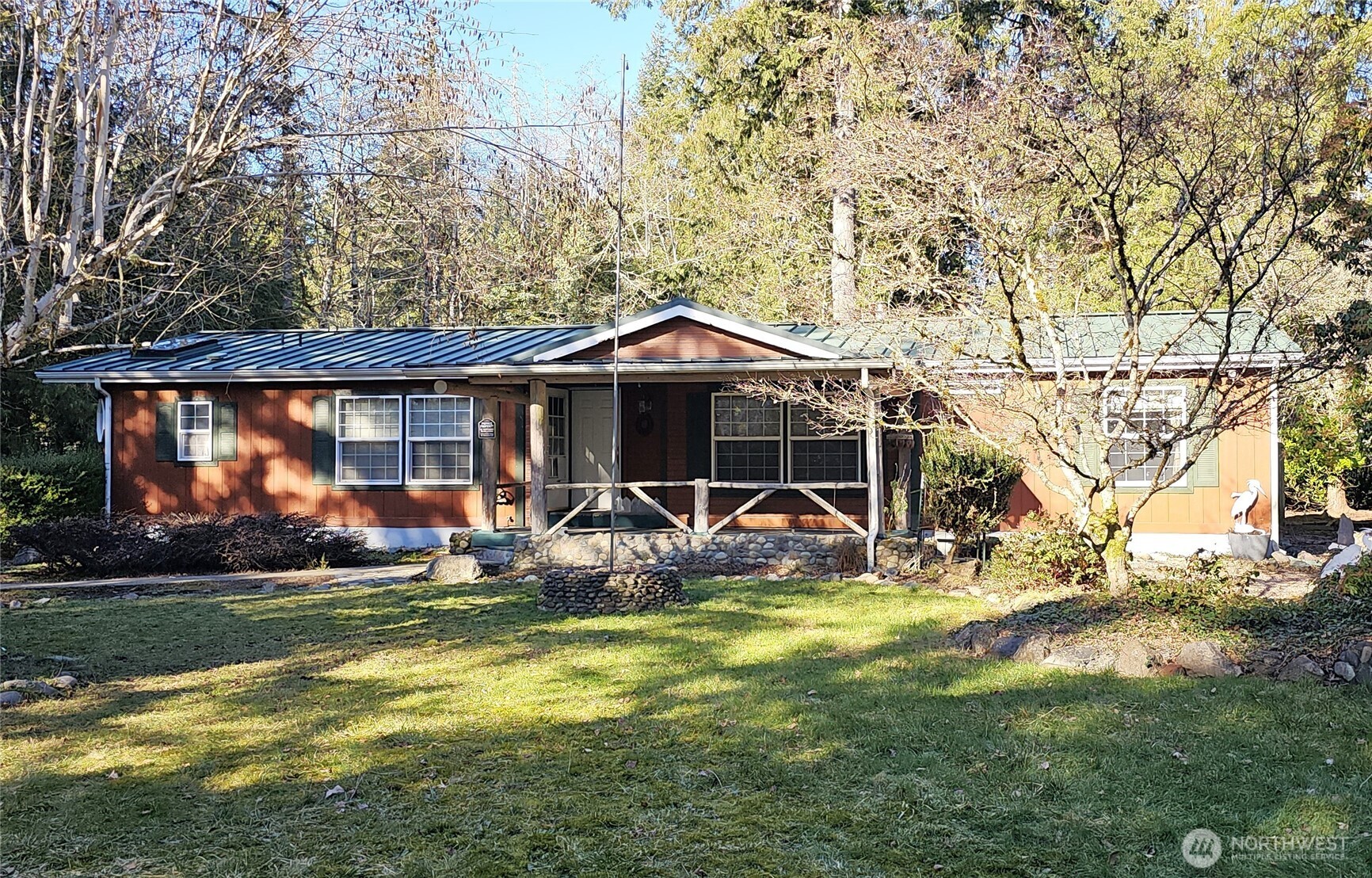 781 E Lakeshore Drive Property Photo 3