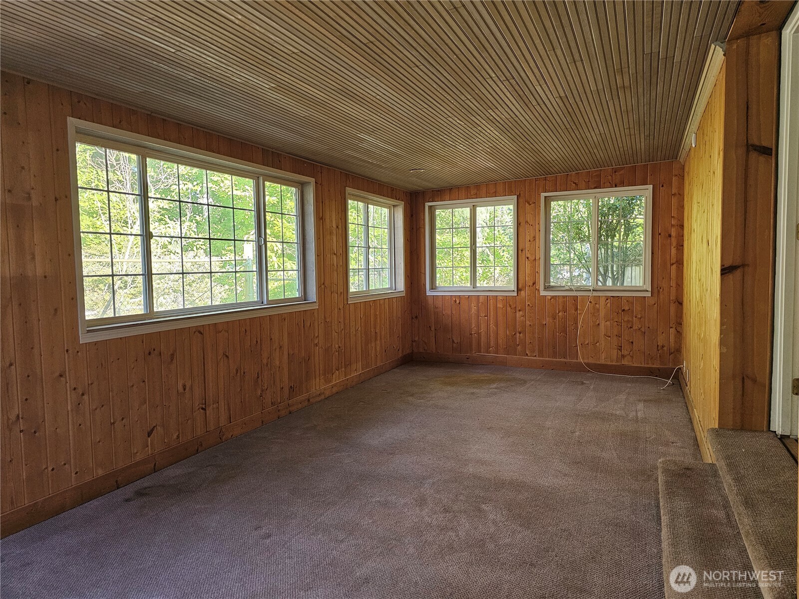 781 E Lakeshore Drive Property Photo 6