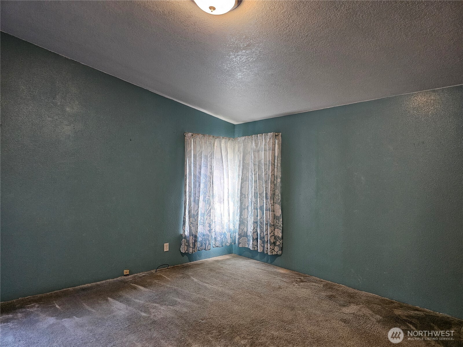 781 E Lakeshore Drive Property Photo 12