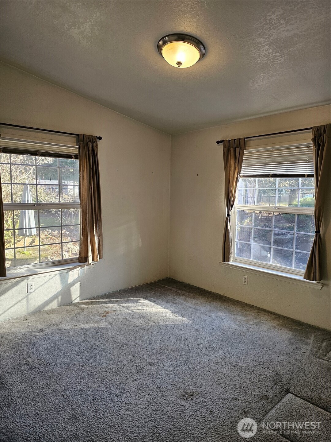 781 E Lakeshore Drive Property Photo 23