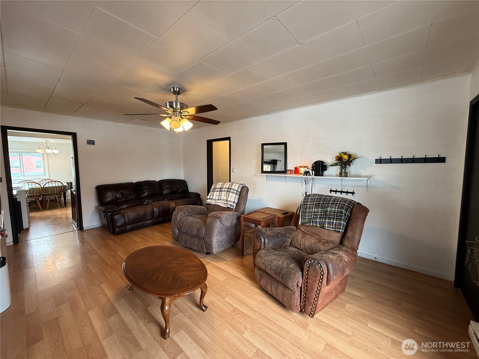 606 N Baker Street Property Photo 3