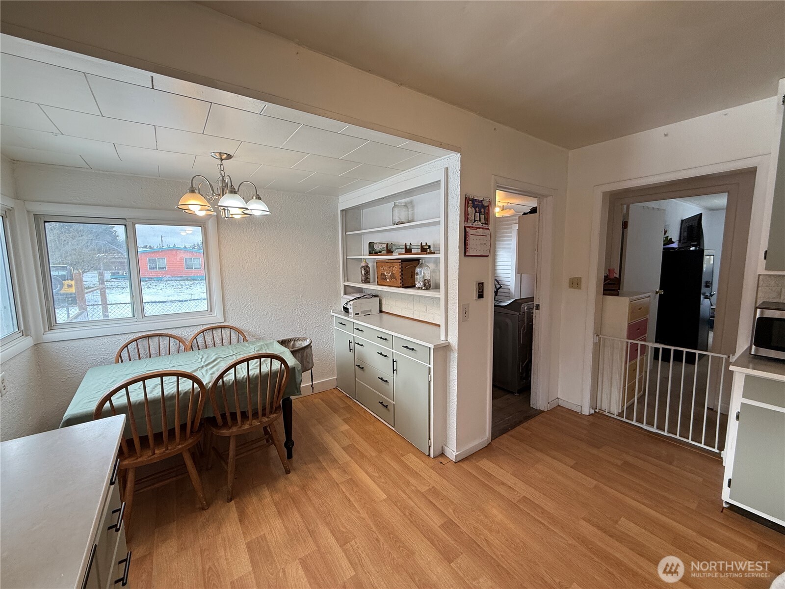 606 N Baker Street Property Photo 5