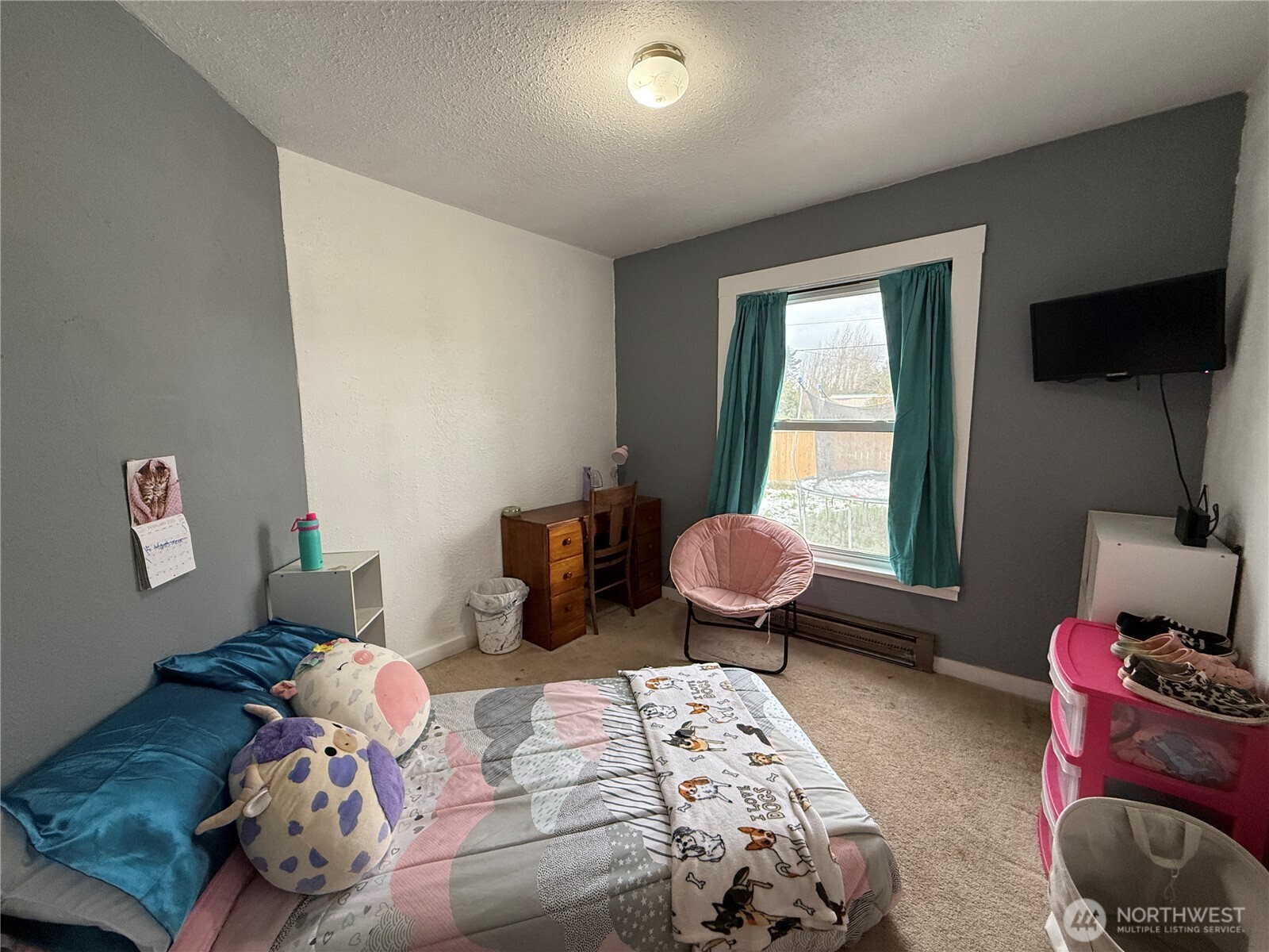 606 N Baker Street Property Photo 13