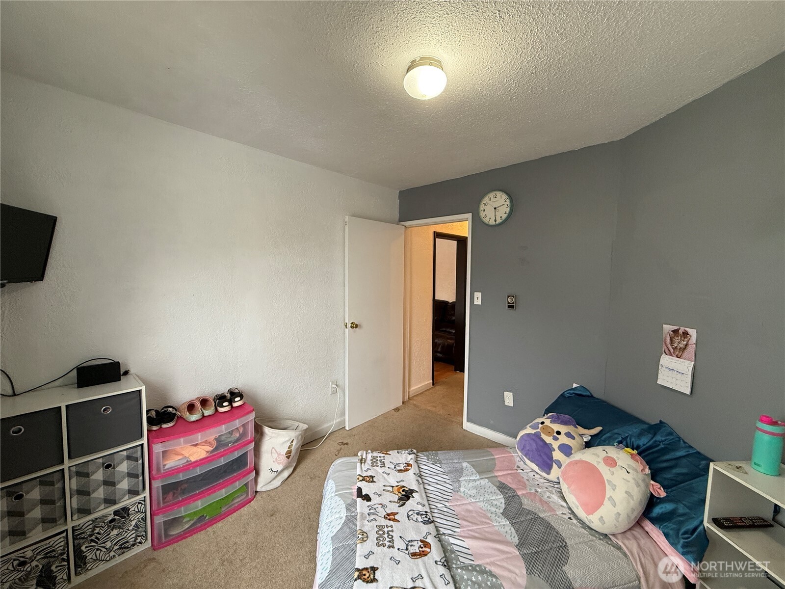 606 N Baker Street Property Photo 14