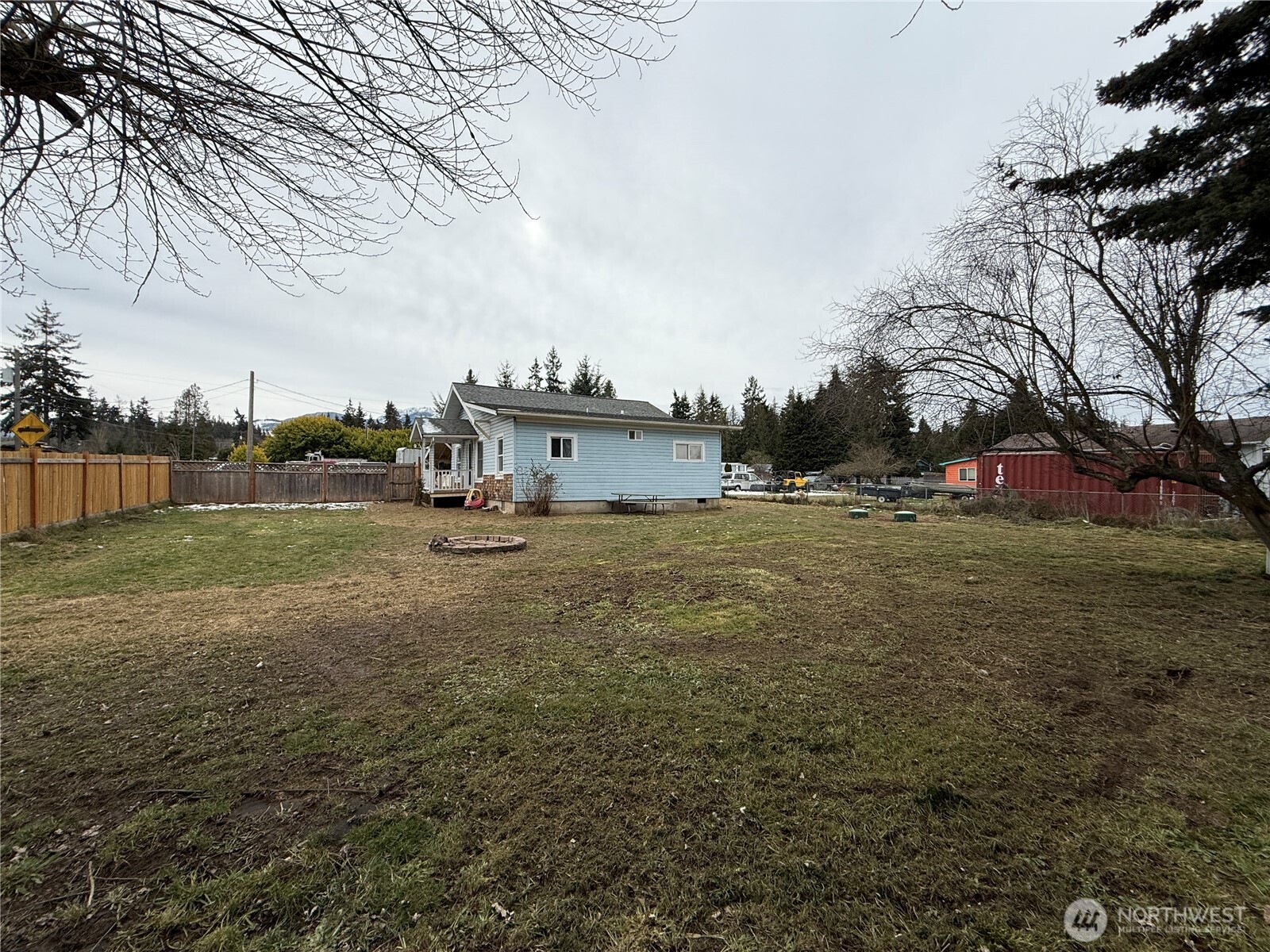 606 N Baker Street Property Photo 27
