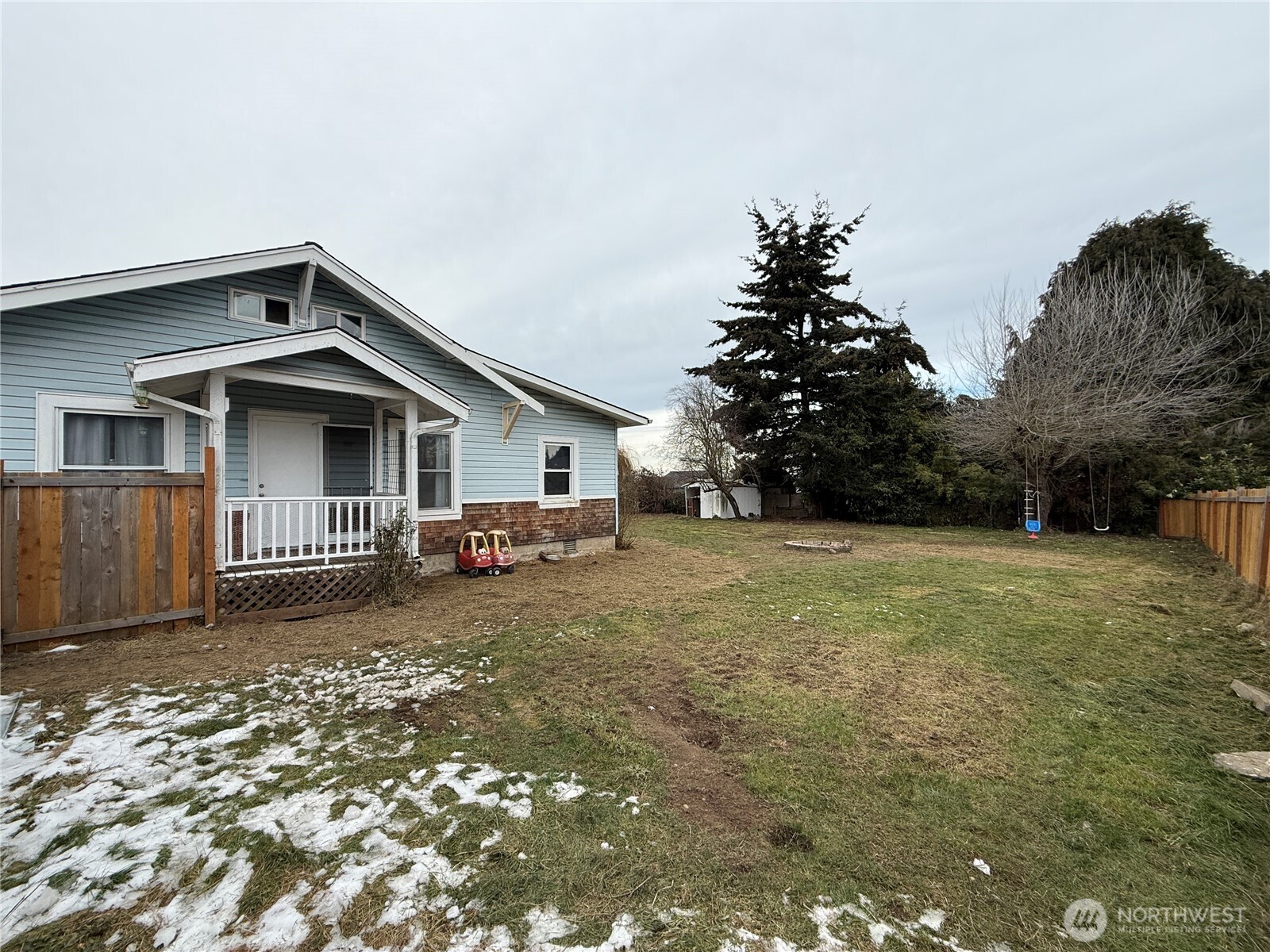 606 N Baker Street Property Photo 31