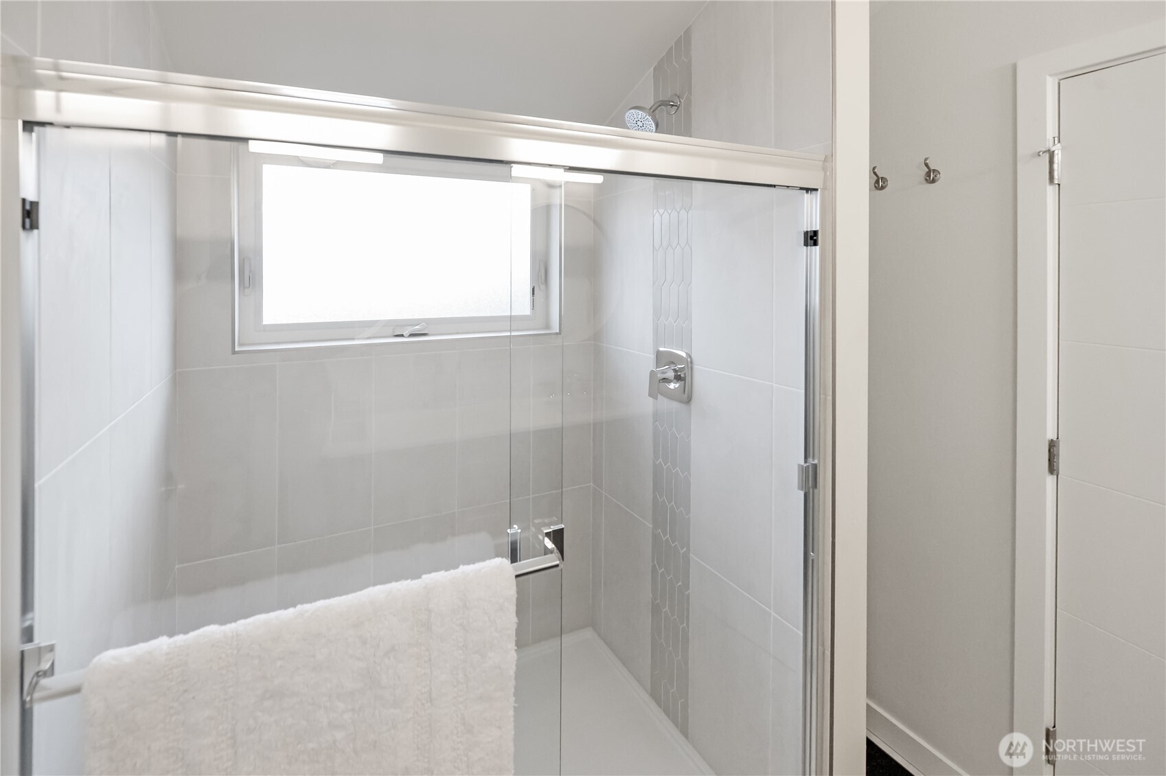 7134 F Beacon Avenue 22 Property Photo 9