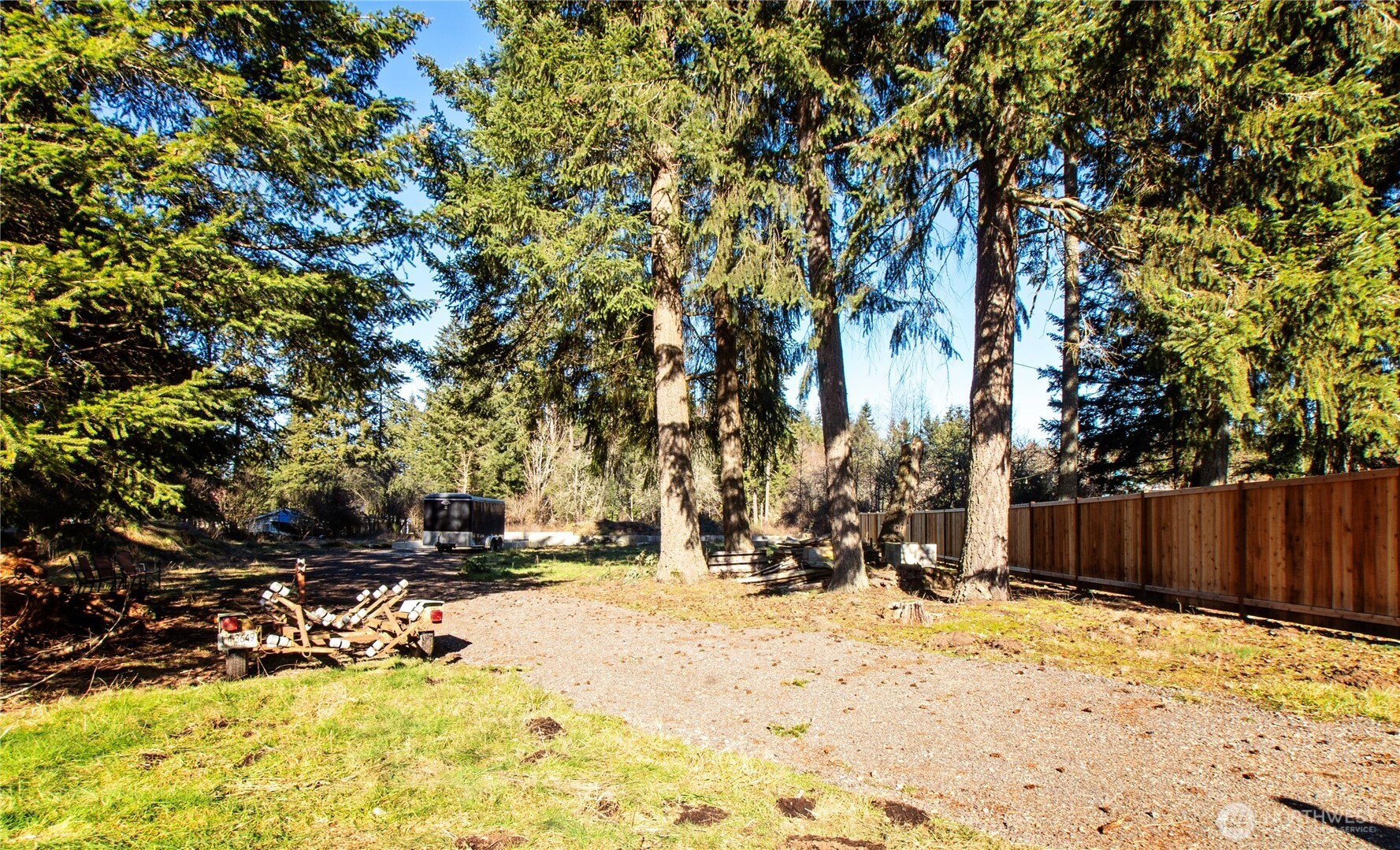 2133 Quiemuth Street Property Photo 1