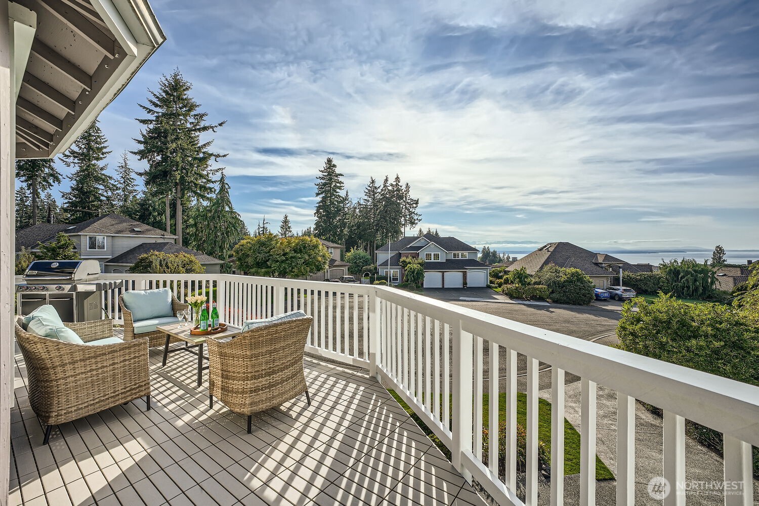 6217 138 Place Property Photo 2