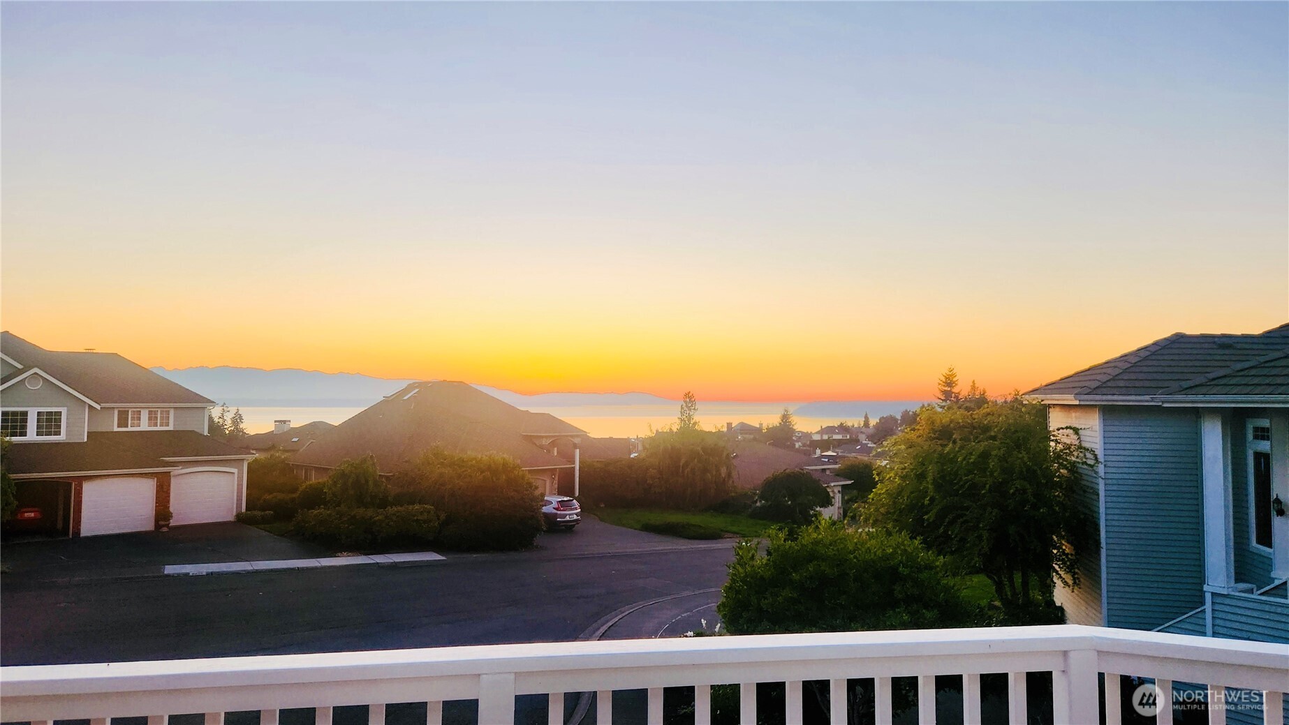 6217 138 Place Property Photo 4