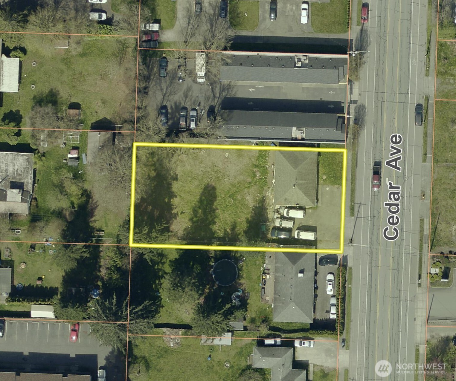 1081 Cedar Avenue Property Photo 6