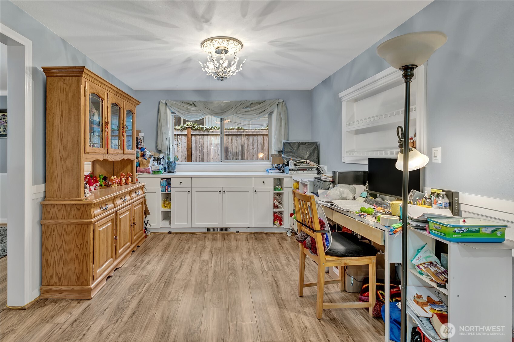 13726 1st Place W Property Photo 7
