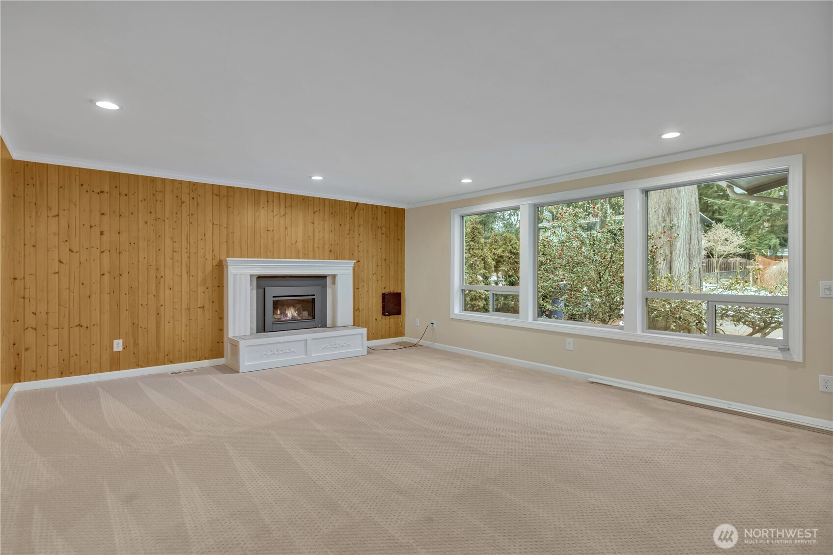 13726 1st Place W Property Photo 13