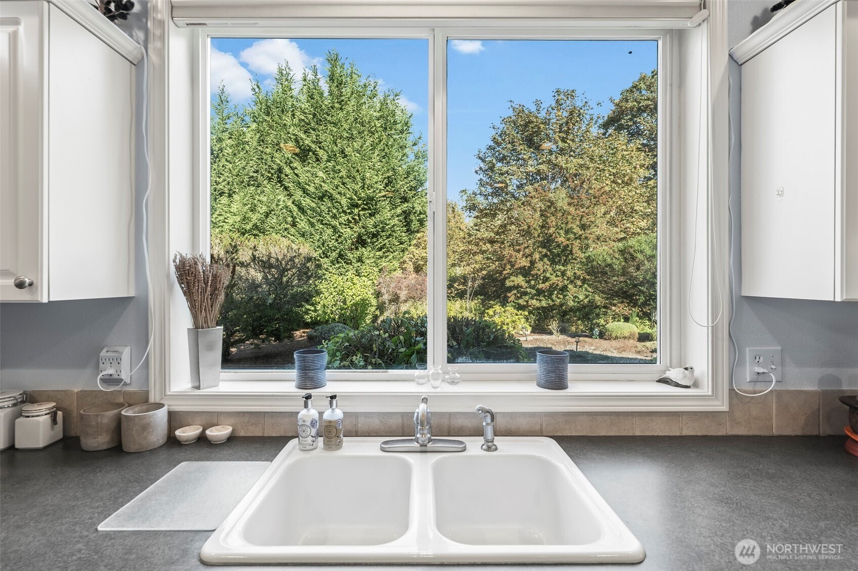 6027 58th Street Property Photo 10