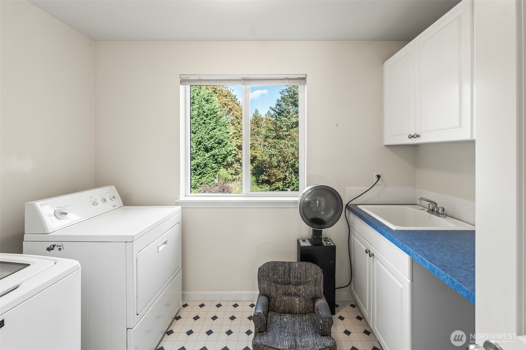 6027 58th Street Property Photo 21