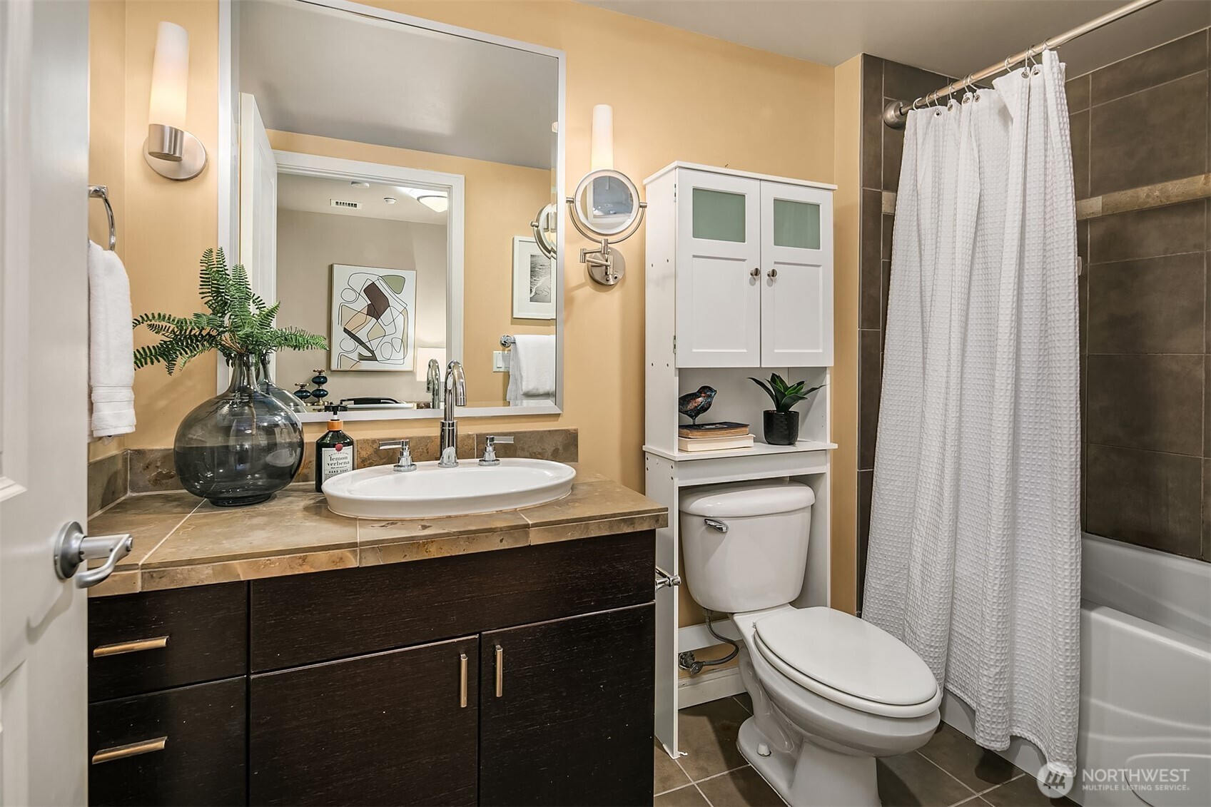 819 Virginia Street 1207 Property Photo 11