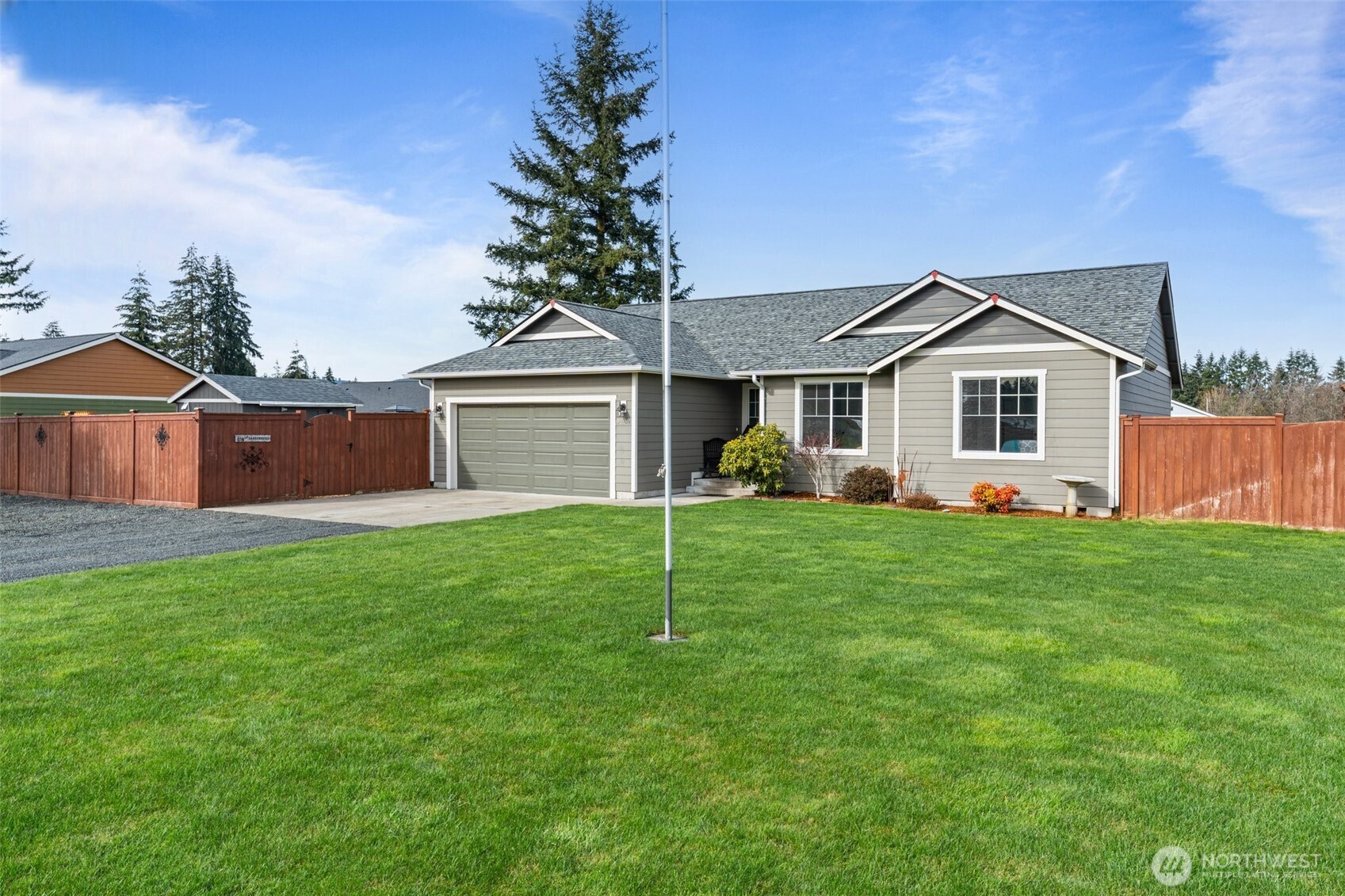 9202 180th Lane Property Photo 3