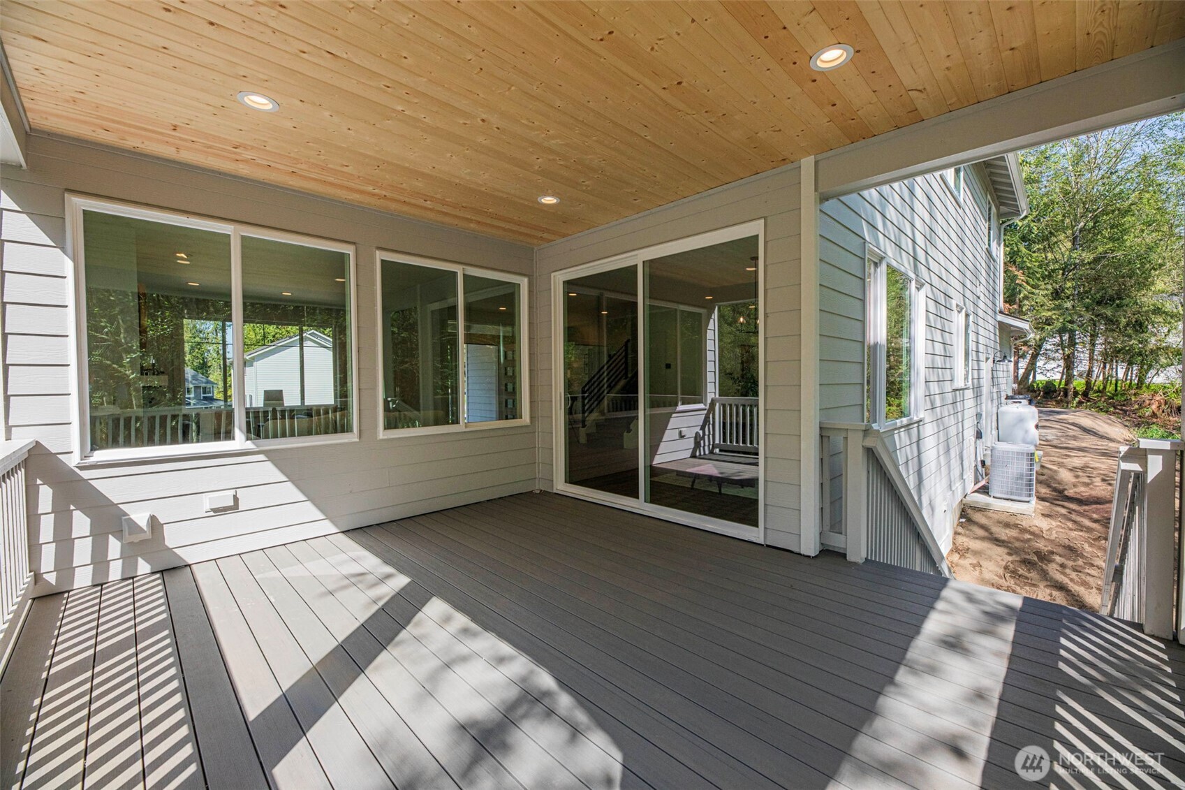 16806 62nd Street Property Photo 7