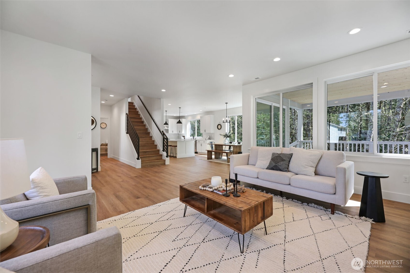 16806 62nd Street Property Photo 10