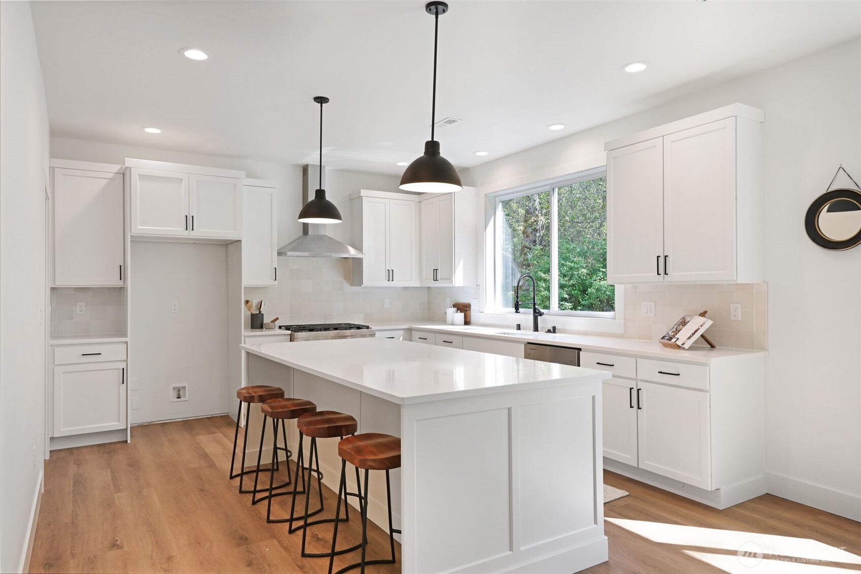 16806 62nd Street Property Photo 11