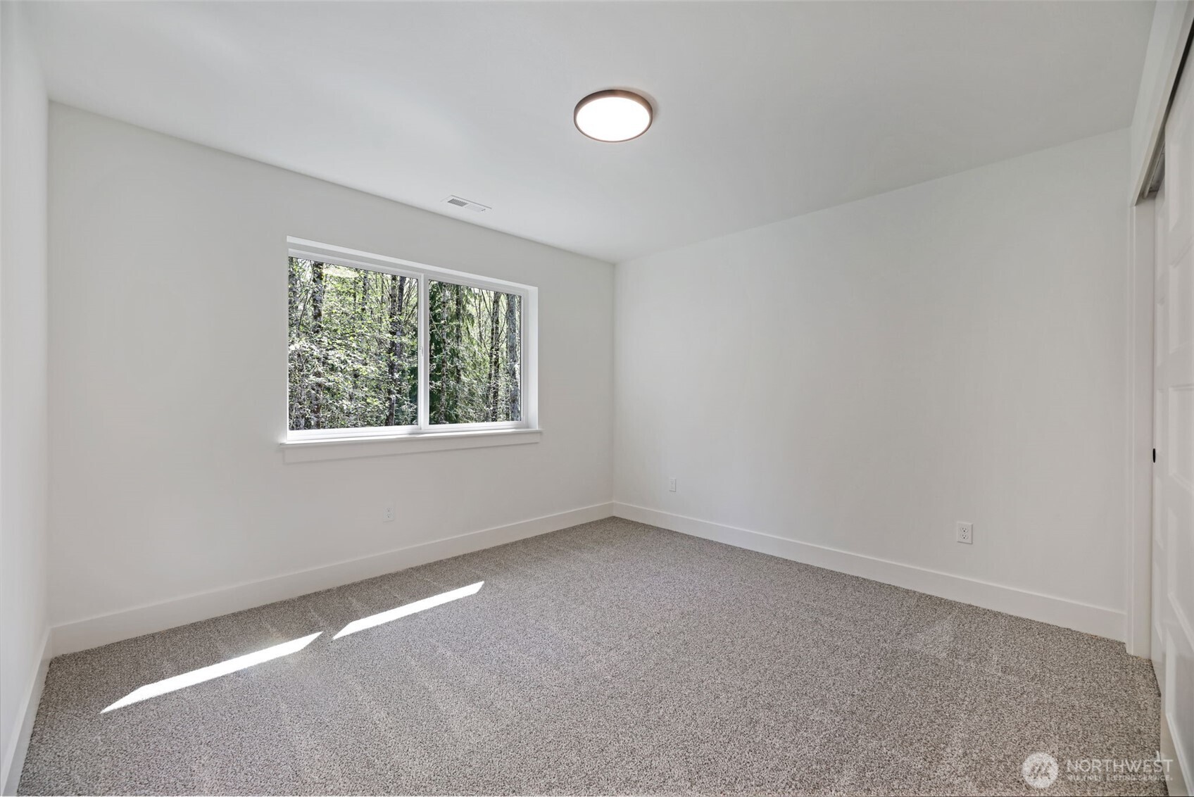 16806 62nd Street Property Photo 28
