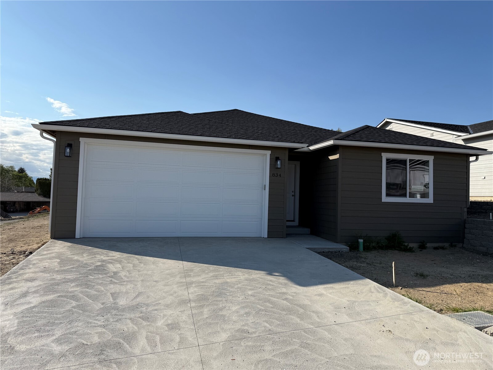834 N Macaw Avenue Property Photo 2