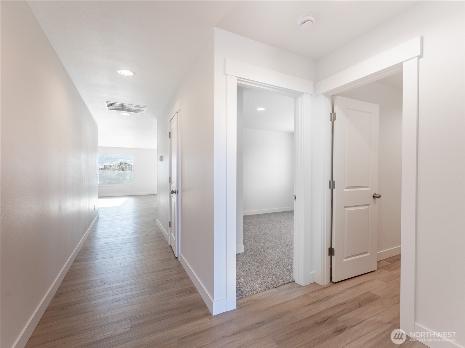 834 N Macaw Avenue Property Photo 4