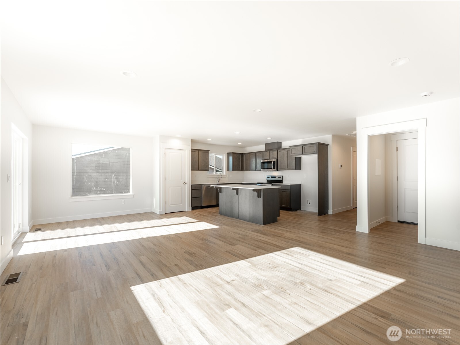 834 N Macaw Avenue Property Photo 10