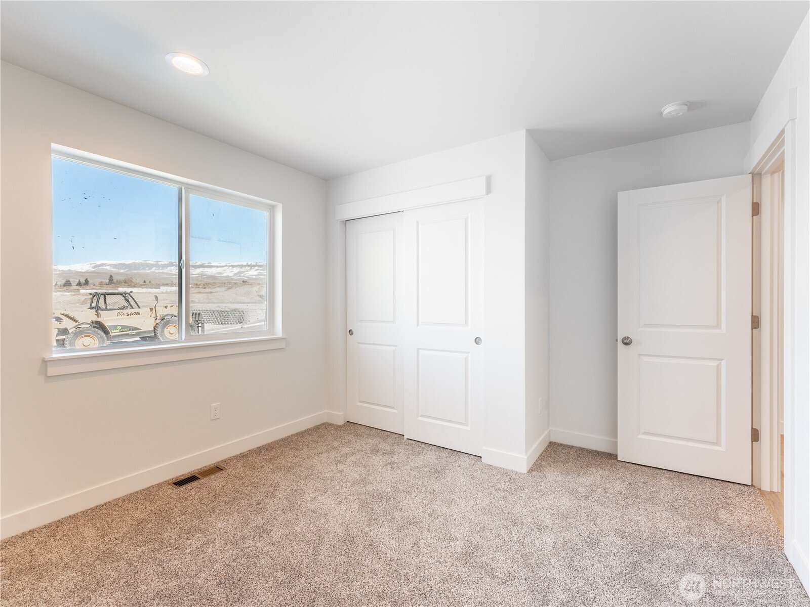 834 N Macaw Avenue Property Photo 22