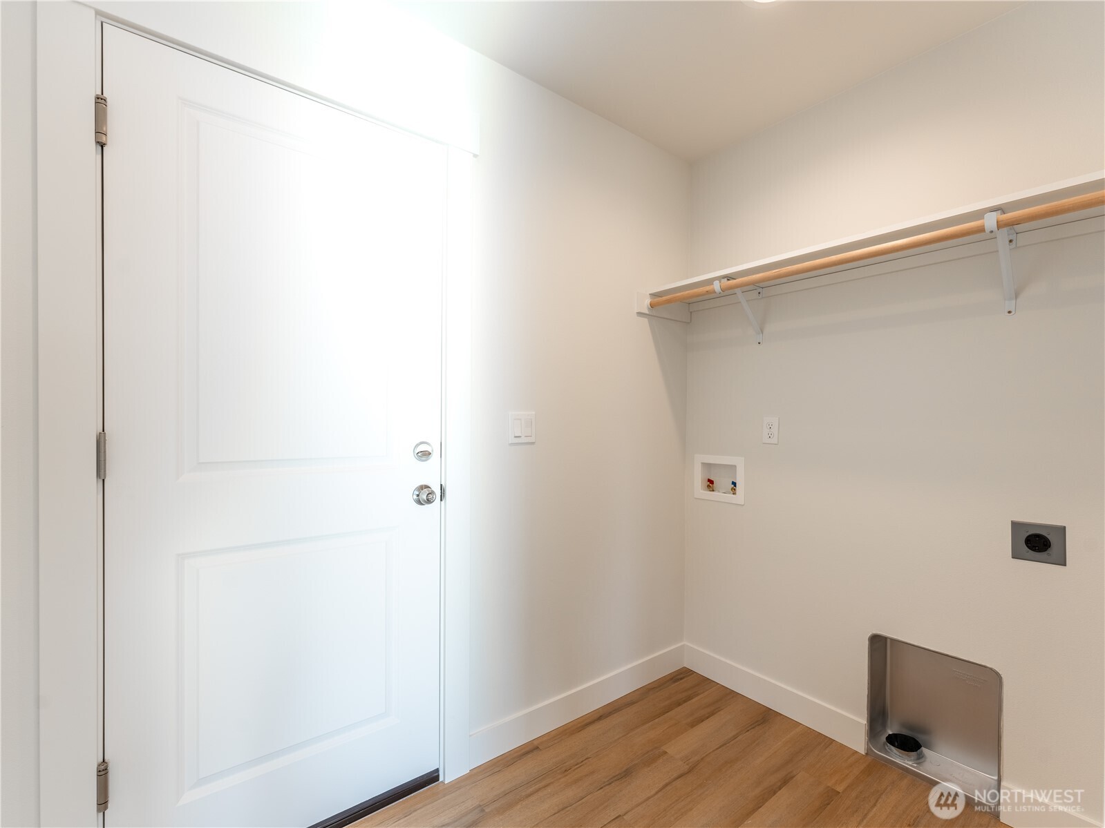 834 N Macaw Avenue Property Photo 28