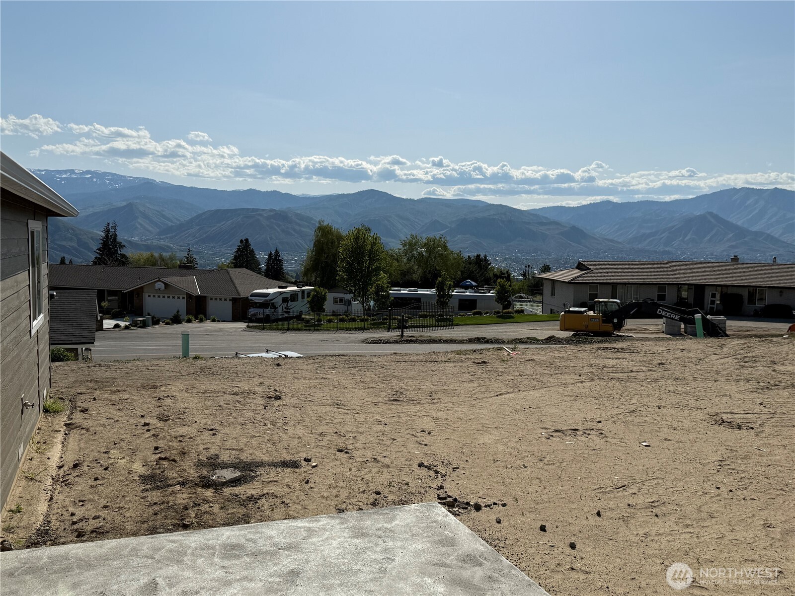 834 N Macaw Avenue Property Photo 33